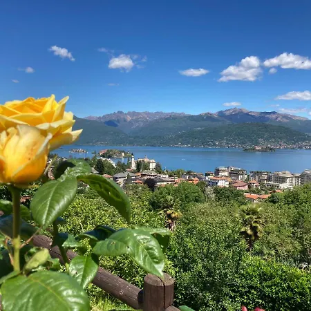 La Casa Gialla Apartment Stresa
