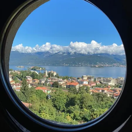 La Casa Gialla * Stresa