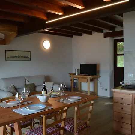 Apartment La Casa Gialla