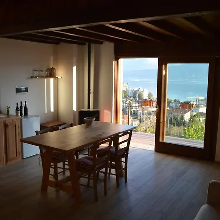 La Casa Gialla Apartment