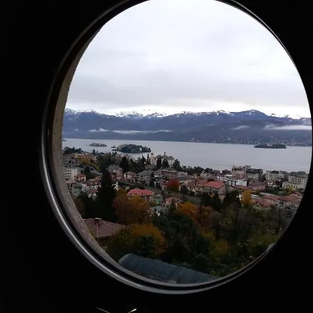 La Casa Gialla Stresa